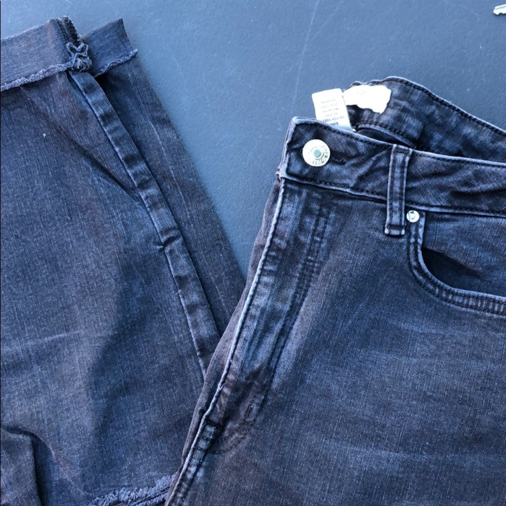 Forever 21 black Distressed Skinny Jeans